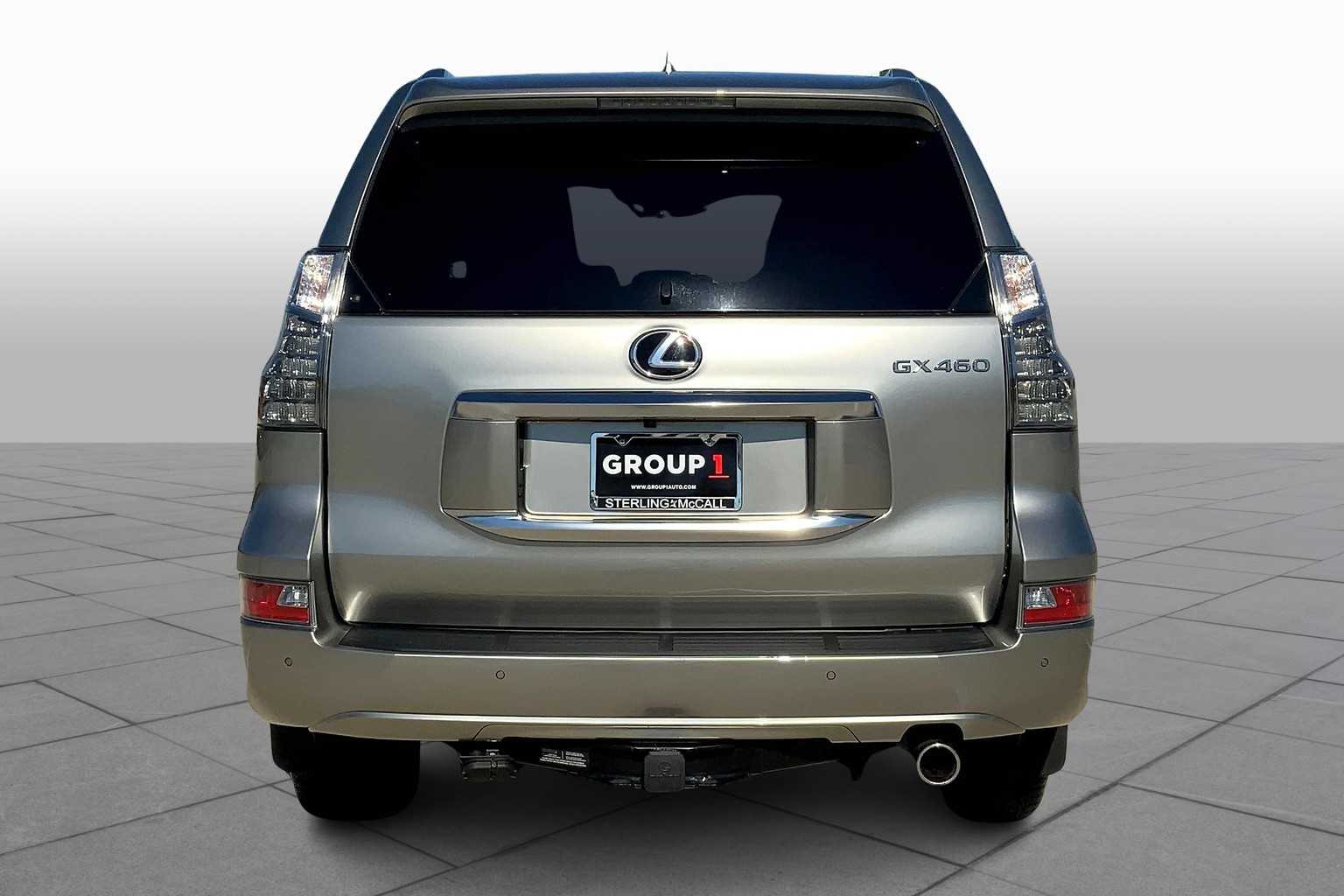 2023 Lexus GX 460 Premium photo 4
