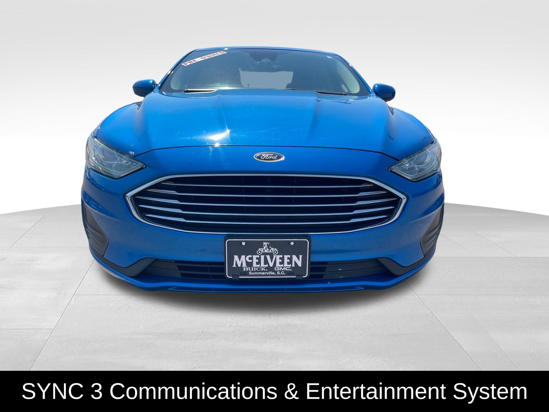 2019 Ford Fusion Hybrid SE photo 2