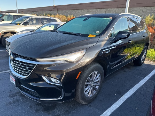 2024 Buick Enclave Premium photo 2