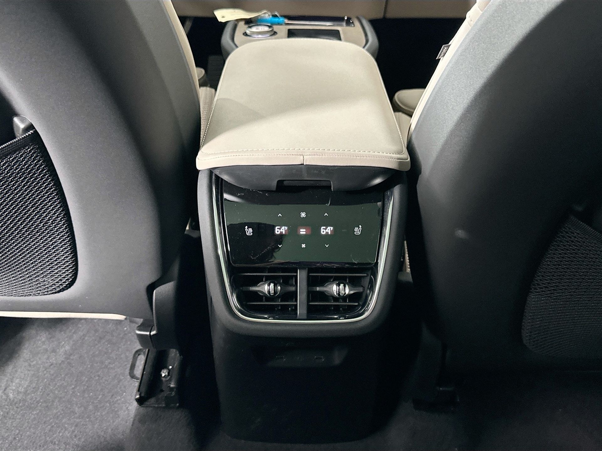 2025 Volvo EX90 Twin Motor Ultra photo 25