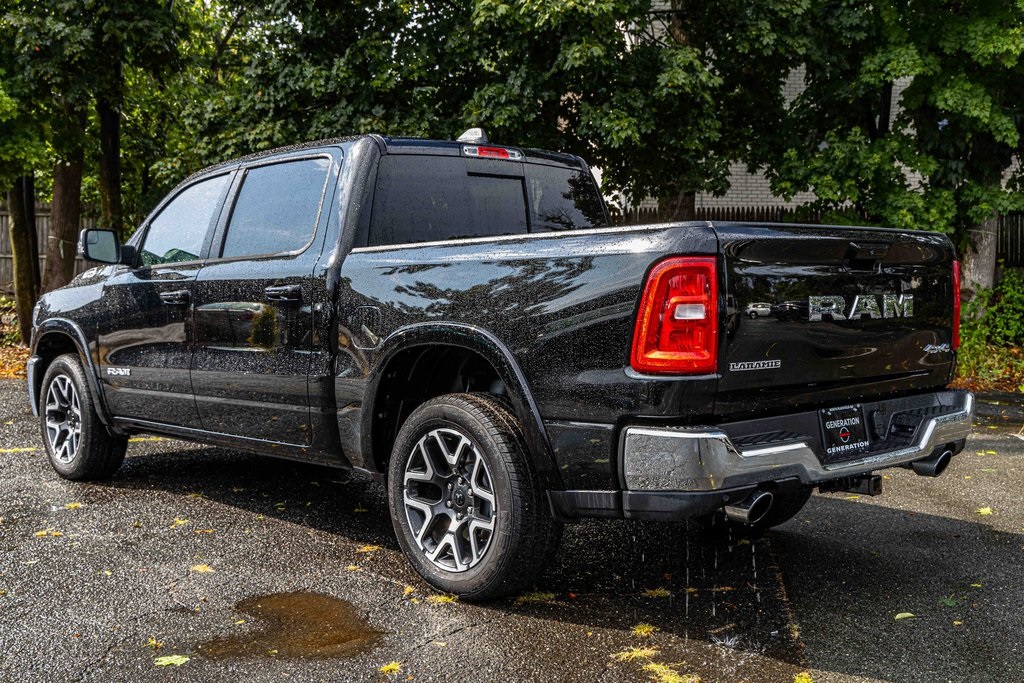 2025 Ram 1500 Laramie photo 4