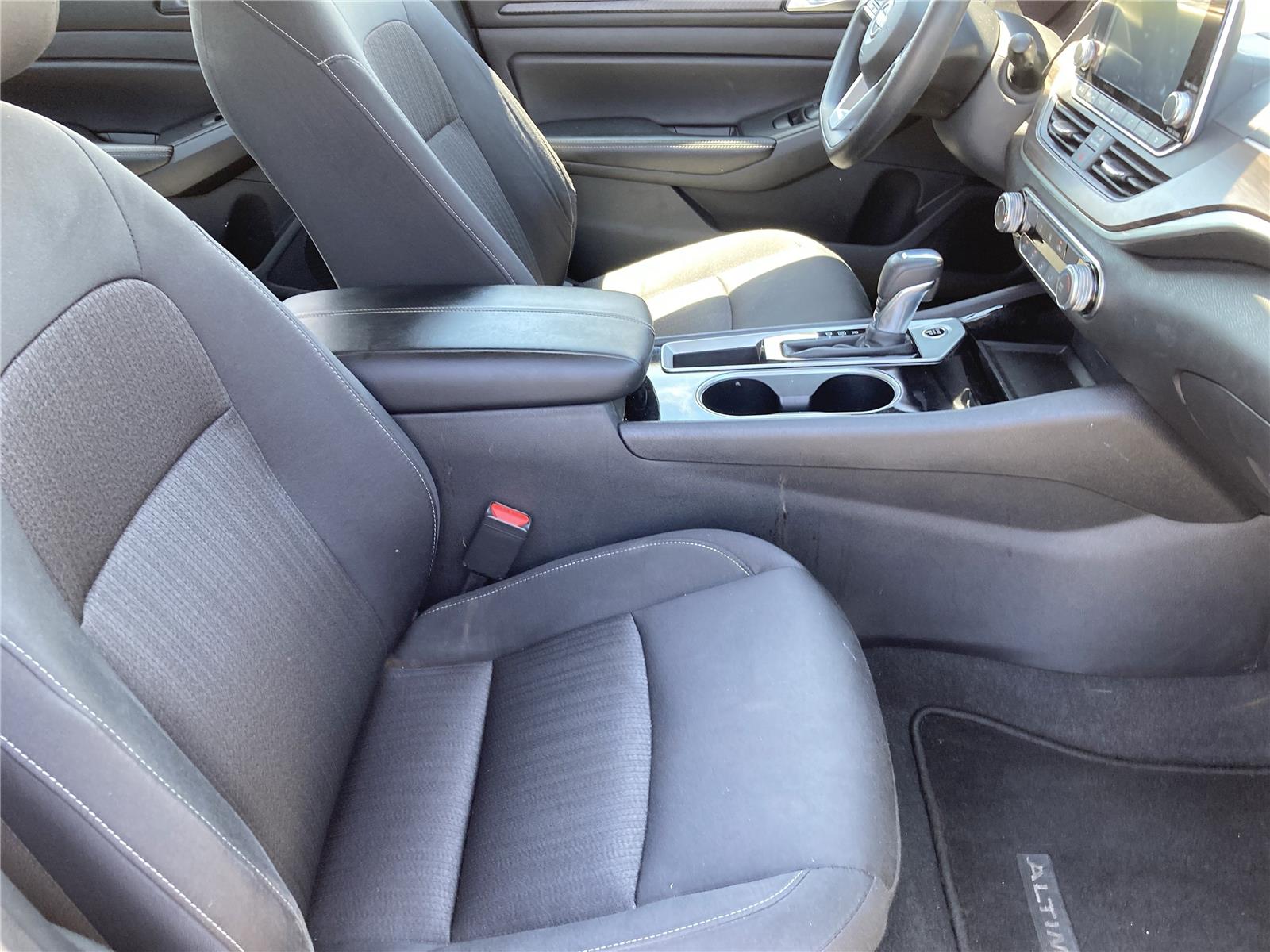 2024 Nissan Altima 2.5 SV photo 33