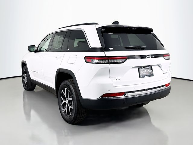 2025 Jeep Grand Cherokee Limited photo 3
