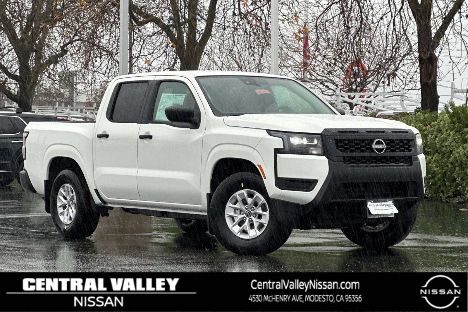 2026 Nissan Frontier S's photo