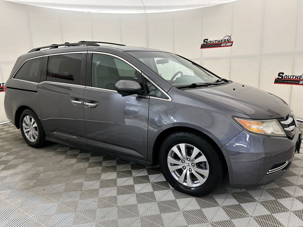 2016 Honda Odyssey EX photo 4