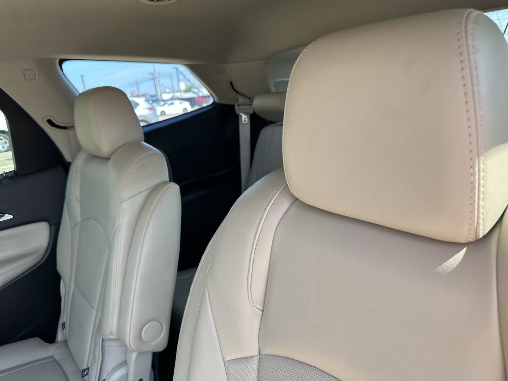 2021 Buick Enclave Essence photo 23