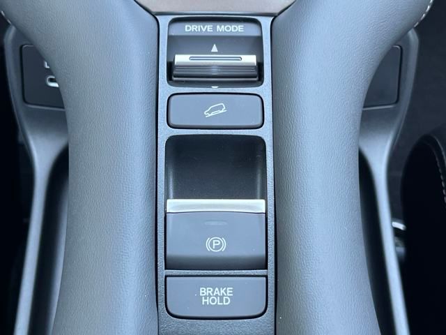 2026 Honda HR-V EX-L photo 32