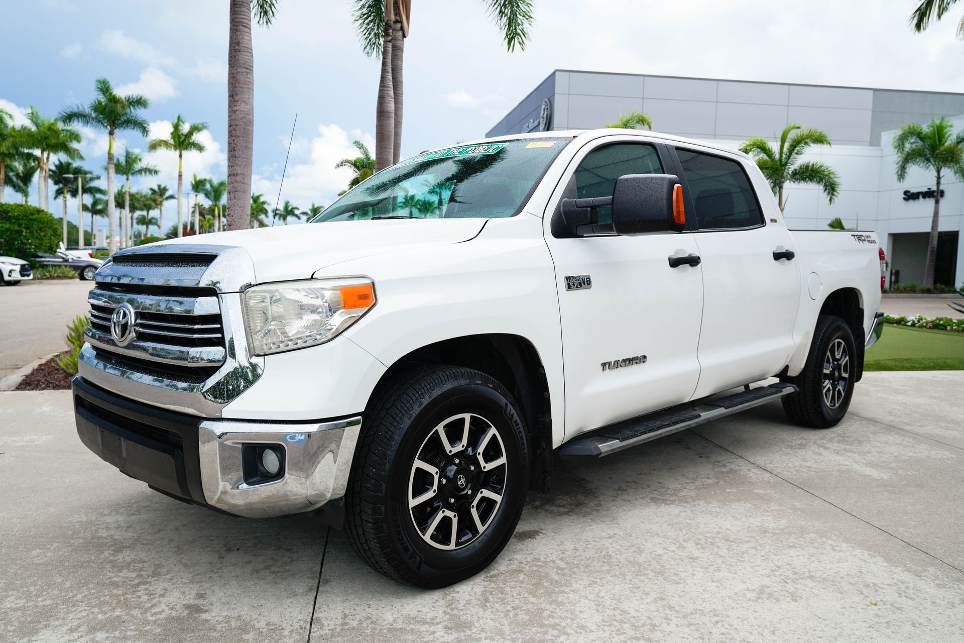 2016 Toyota Tundra SR5 photo 3