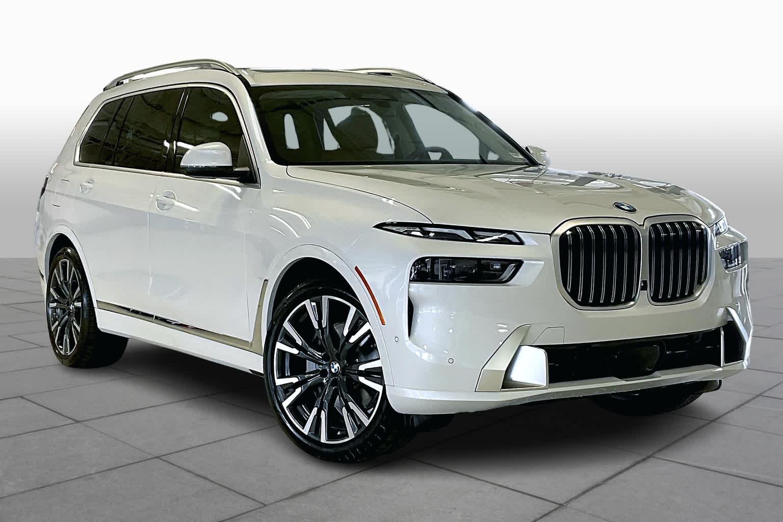 New 2024 BMW X7 xDrive40i SUV in Arlington #R9V90282 | BMW of Arlington