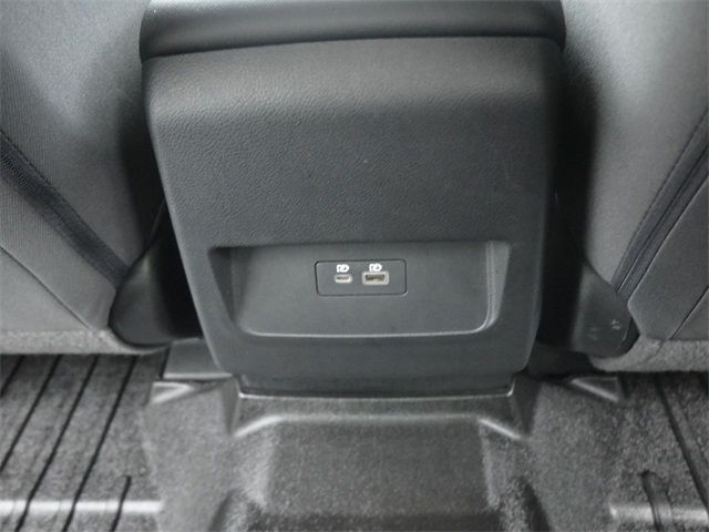 2022 Nissan Frontier S photo 23