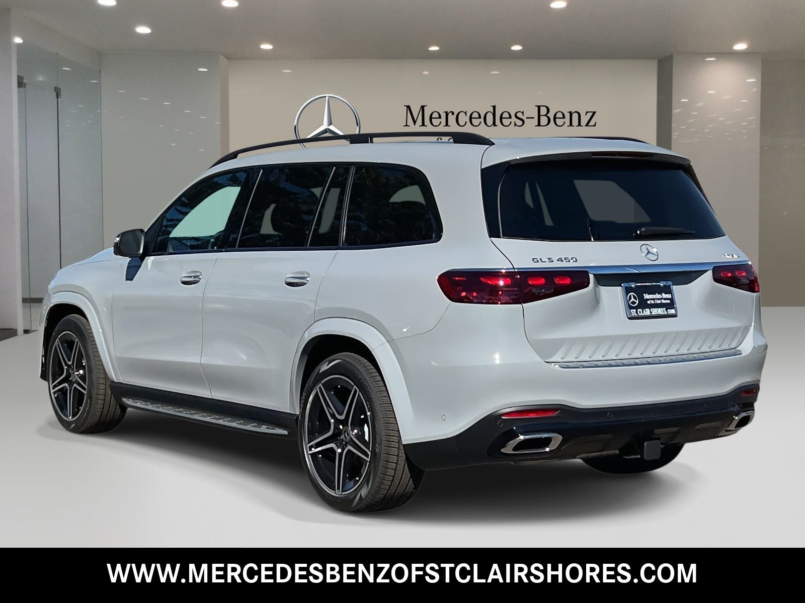 2026 Mercedes Benz GLS 450 4MATIC photo 3