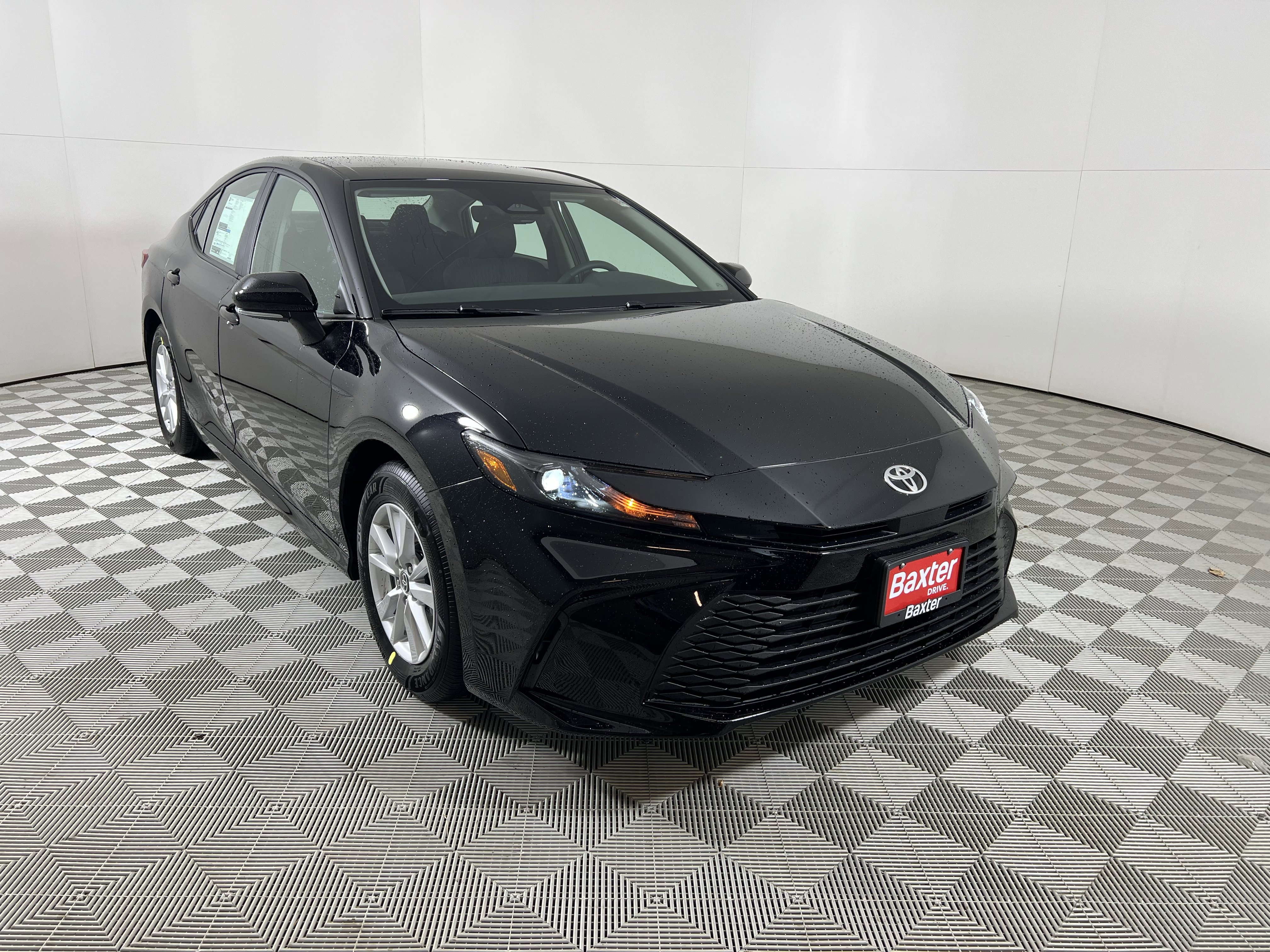 2026 Toyota Camry LE's photo