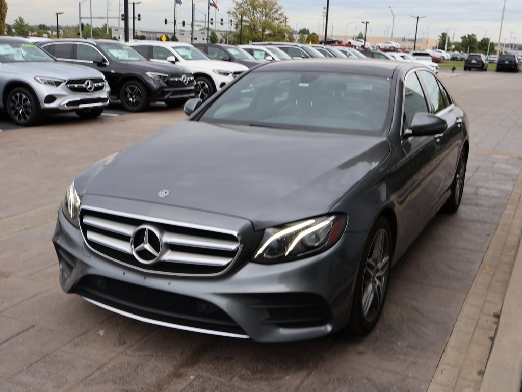 2017 Mercedes Benz E 300 photo 4