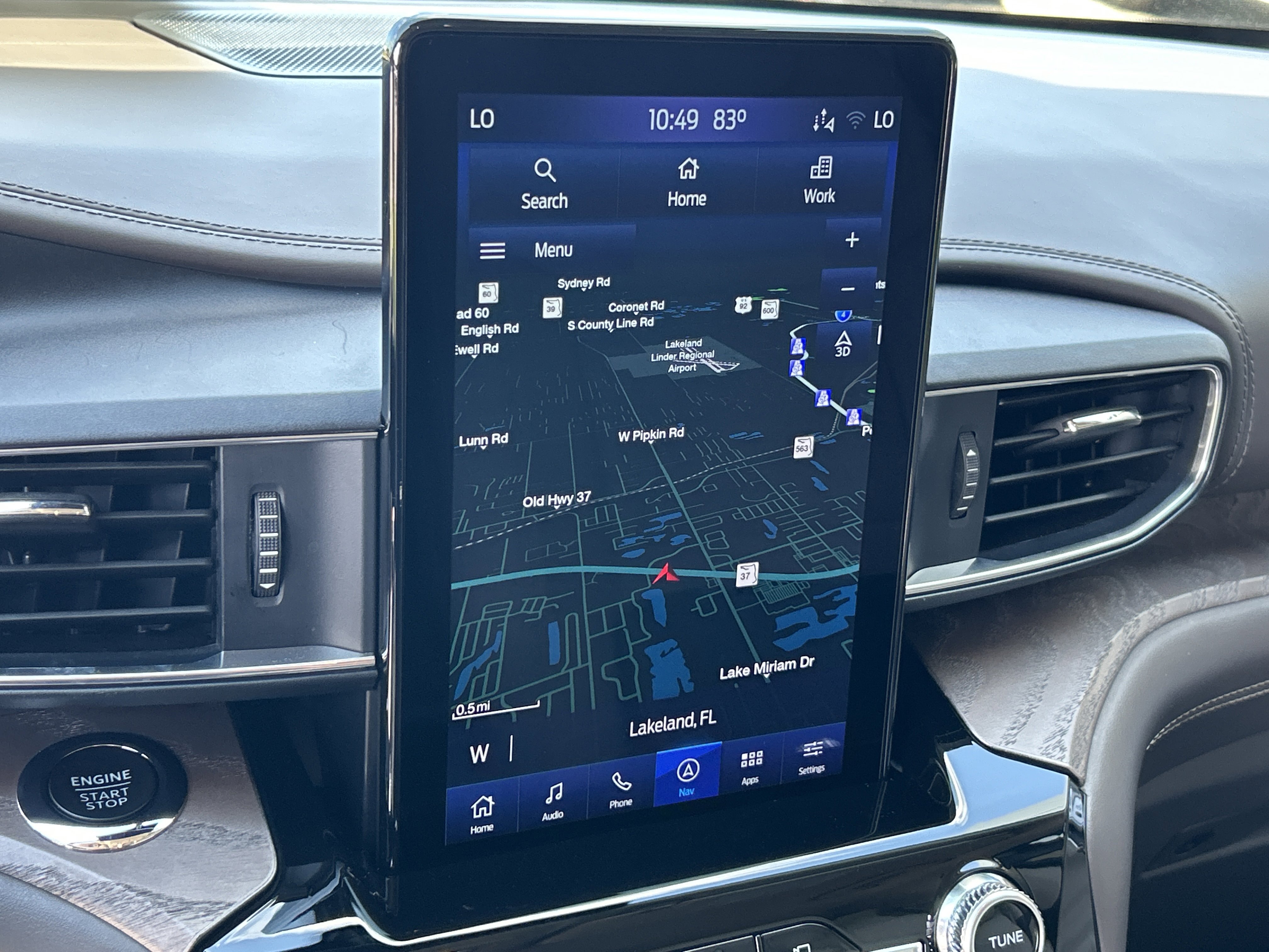 2022 Ford Explorer Platinum photo 5