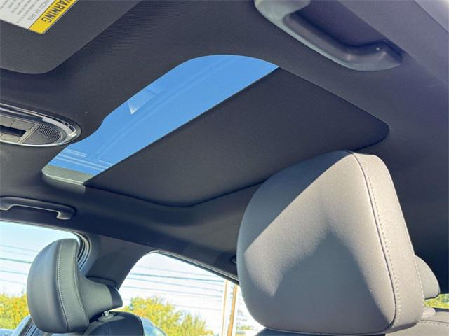 2025 Hyundai Ioniq 6 Limited photo 4