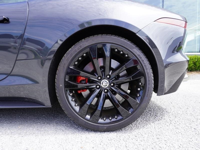 2024 Jaguar F-TYPE P450 photo 6