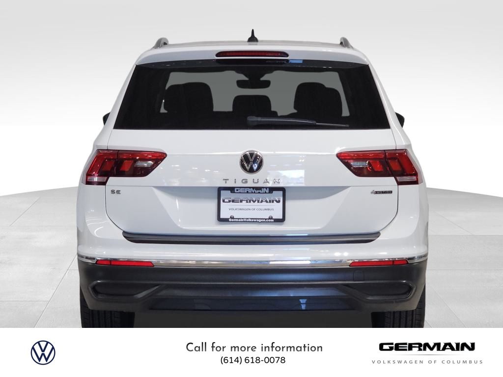 2022 Volkswagen Tiguan SE photo 3