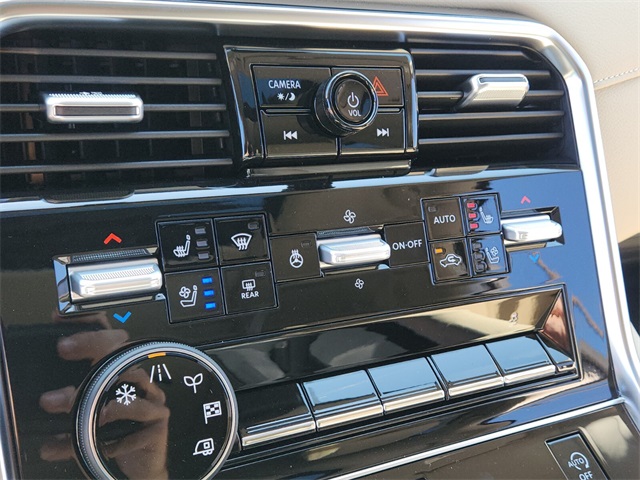 2025 Nissan Armada Platinum photo 12