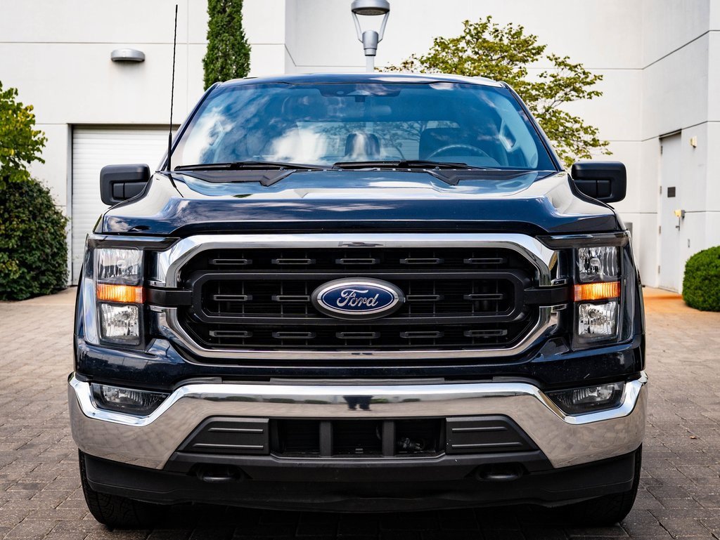 2023 Ford F-150 XLT photo 2