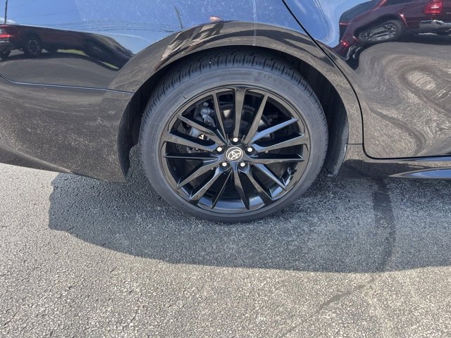 2023 Toyota Camry XSE photo 3