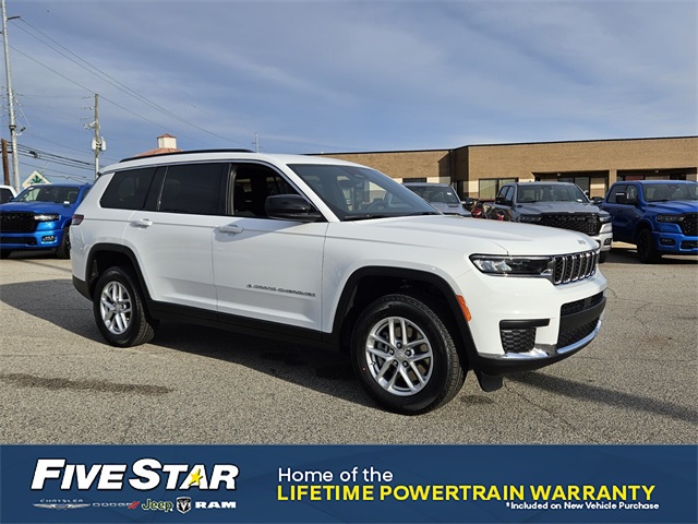 2025 Jeep Grand Cherokee L Laredo's photo