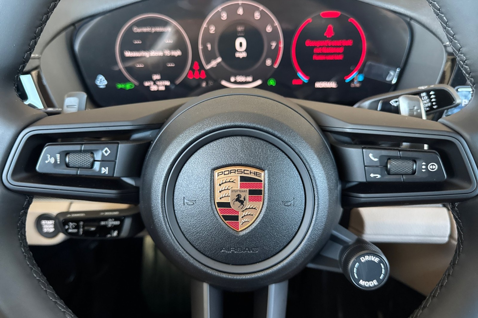 2025 Porsche Panamera 4 photo 22