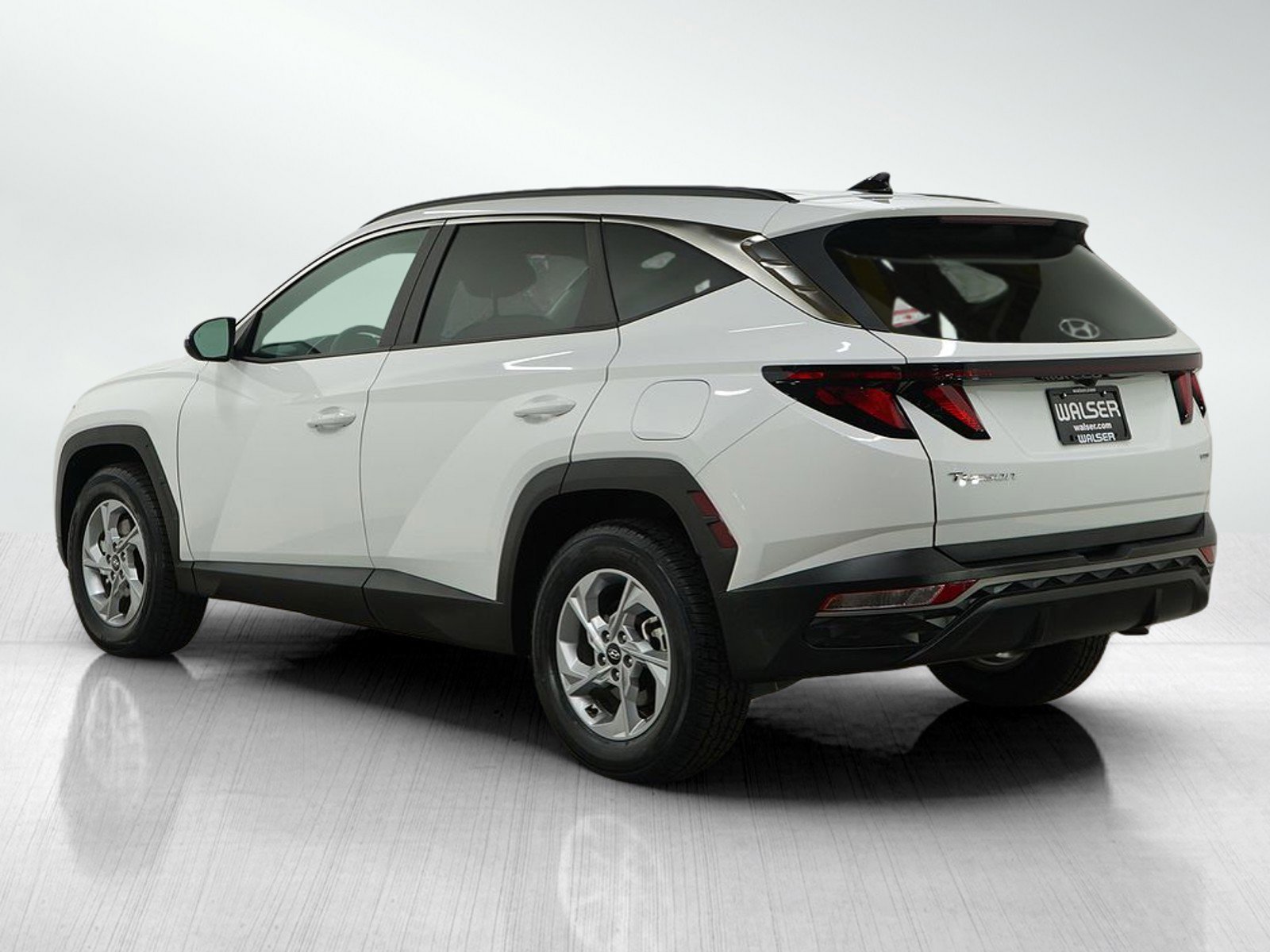 2024 Hyundai Tucson SEL photo 2