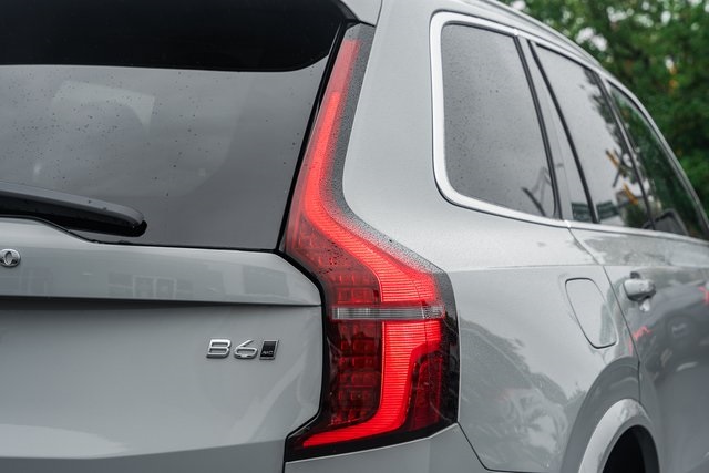 2026 Volvo XC90 Plus photo 4