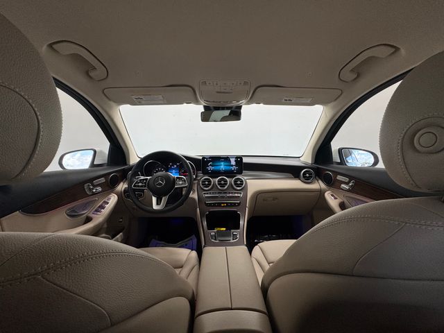 2022 Mercedes Benz GLC 300 photo 14