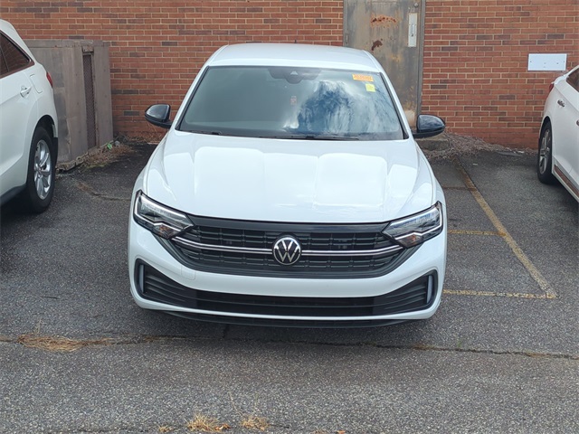 2023 Volkswagen Jetta 1.5T Sport photo 2