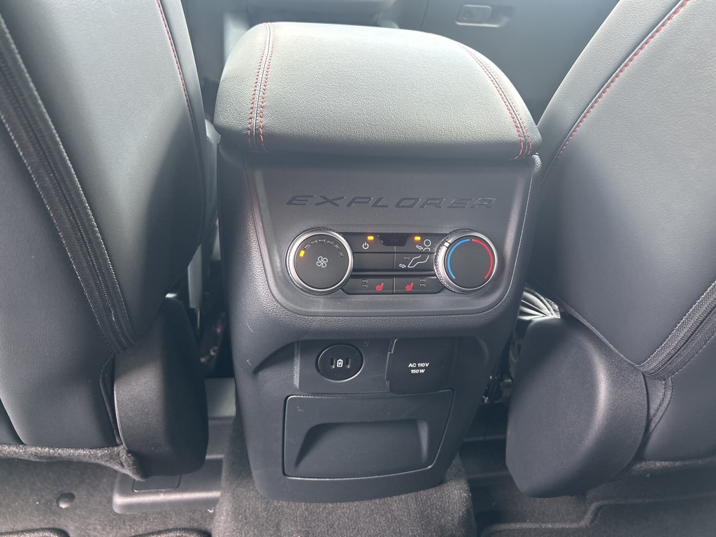 2025 Ford Explorer ST photo 13