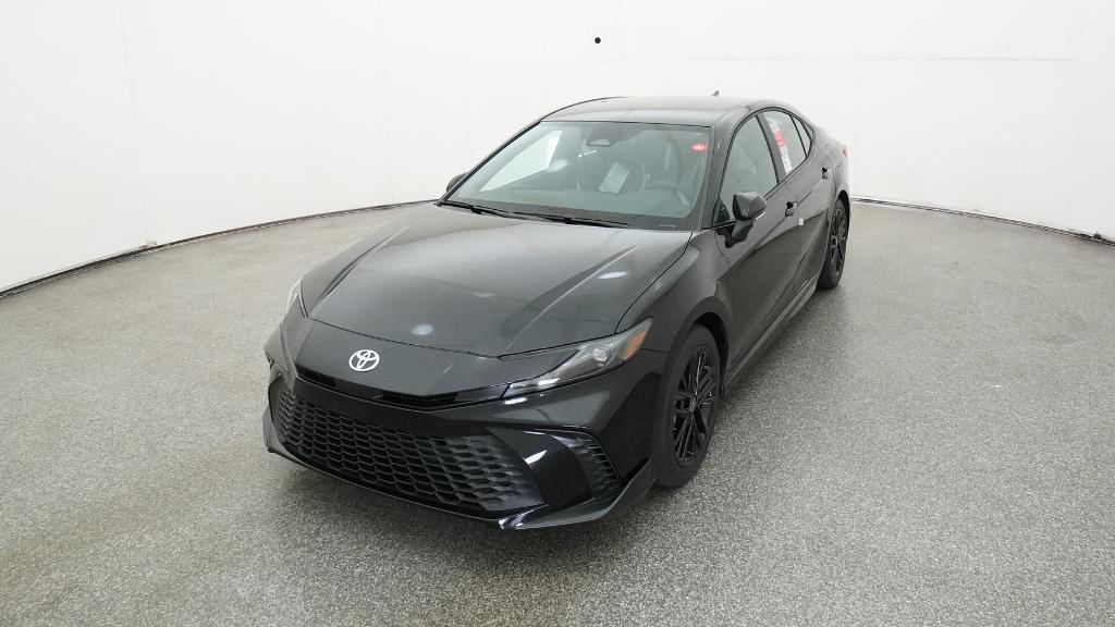 2025 Toyota Camry SE photo 5