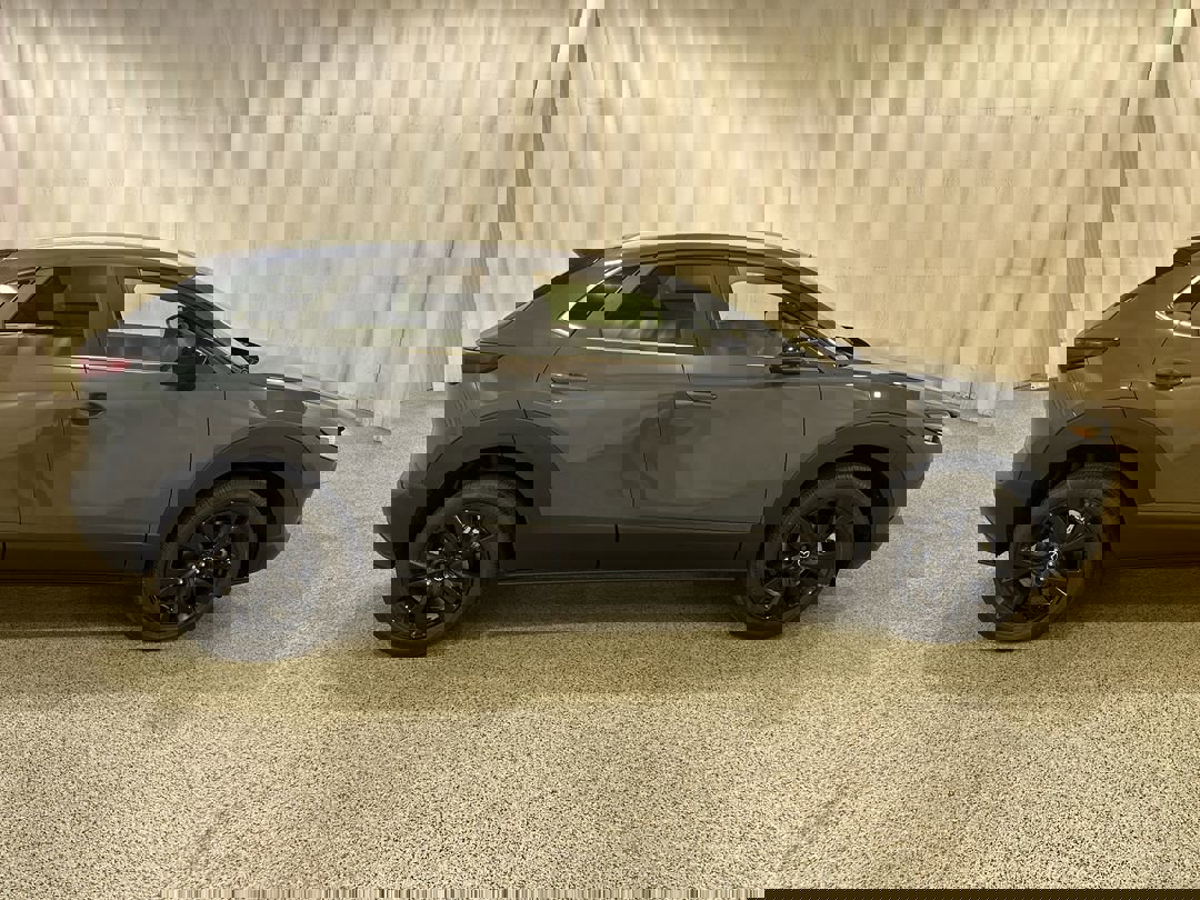 2025 Mazda CX-30 2.5 S Carbon photo 4