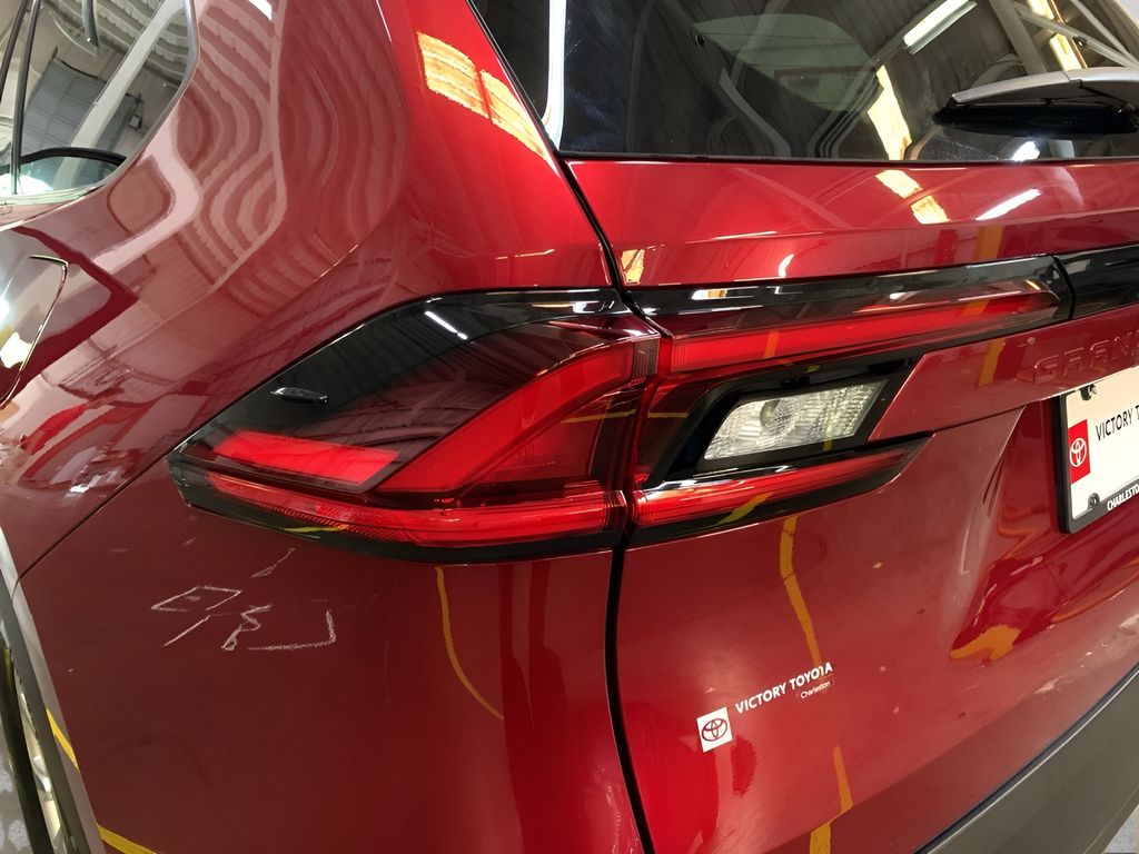 2025 Toyota Grand Highlander XLE photo 25