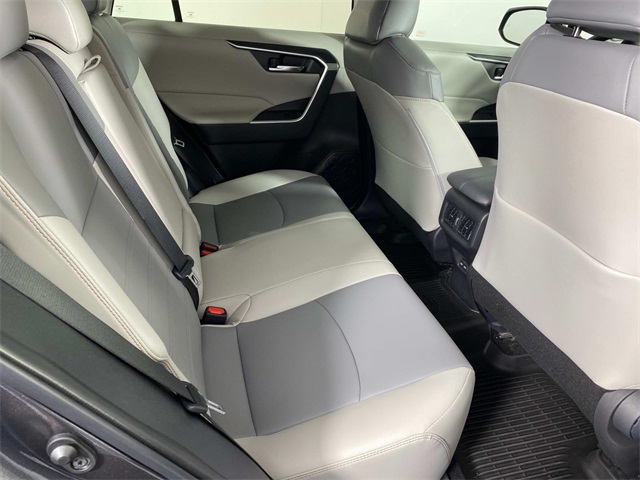 2024 Toyota RAV4 XLE Premium photo 10