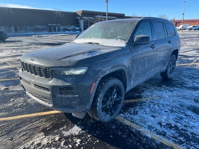 2025 Jeep Grand Cherokee L Limited's photo