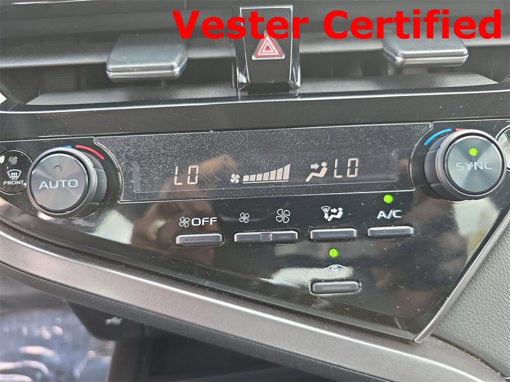 2023 Toyota Camry SE photo 23