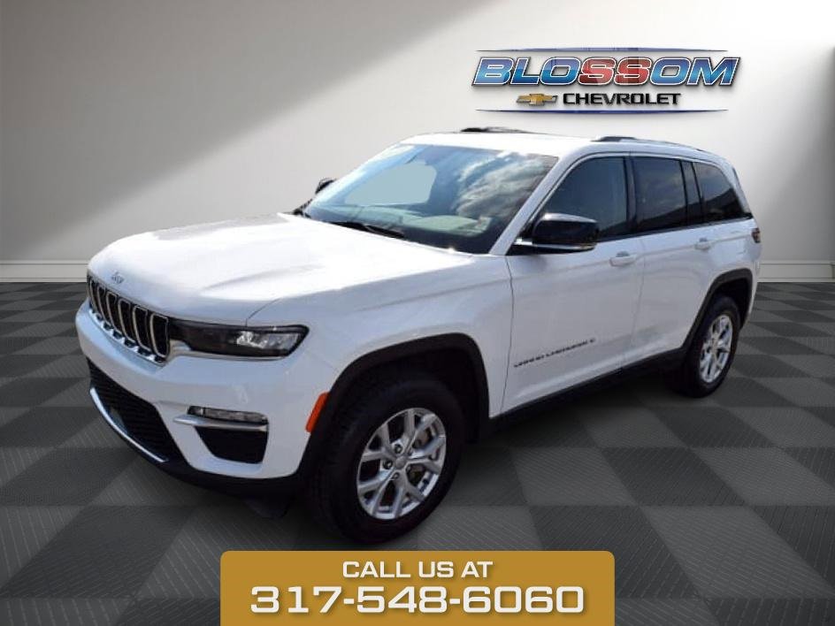 2023 Jeep Grand Cherokee Limited photo 3