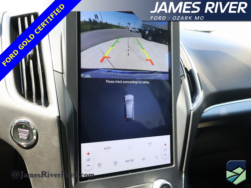 2024 Ford Edge Titanium photo 29