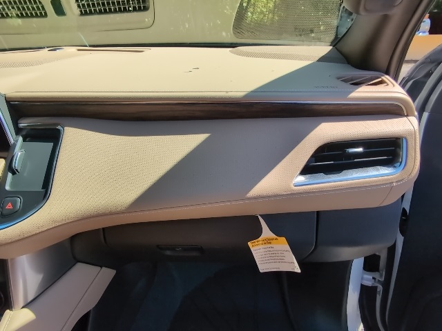 2024 Chevrolet Suburban Premier photo 60