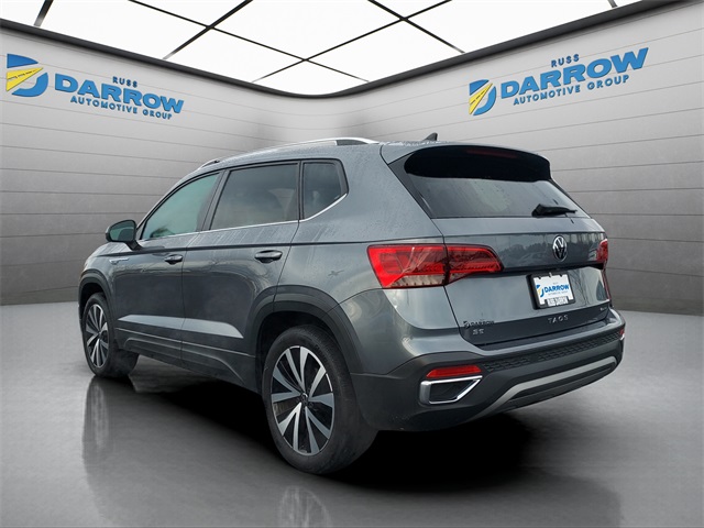 2022 Volkswagen Taos SE photo 3