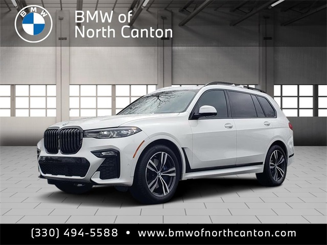 2022 BMW X7 40i's photo