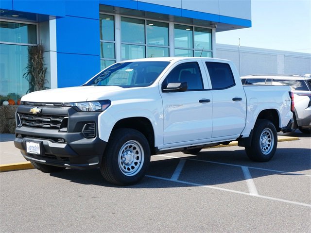 2026 Chevrolet Colorado Work Truck photo 2