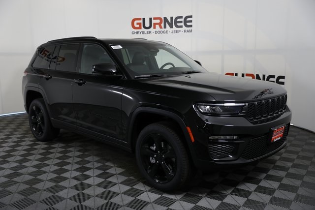 2025 Jeep Grand Cherokee Limited photo 2