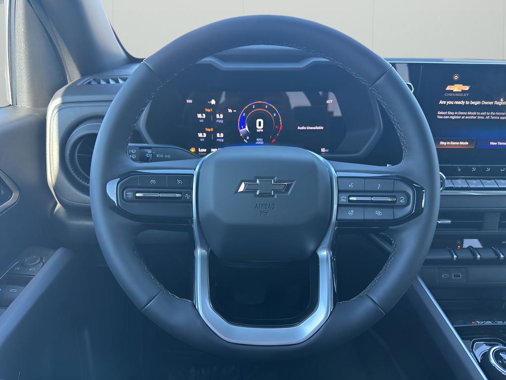 2026 Chevrolet Colorado Trail Boss photo 2
