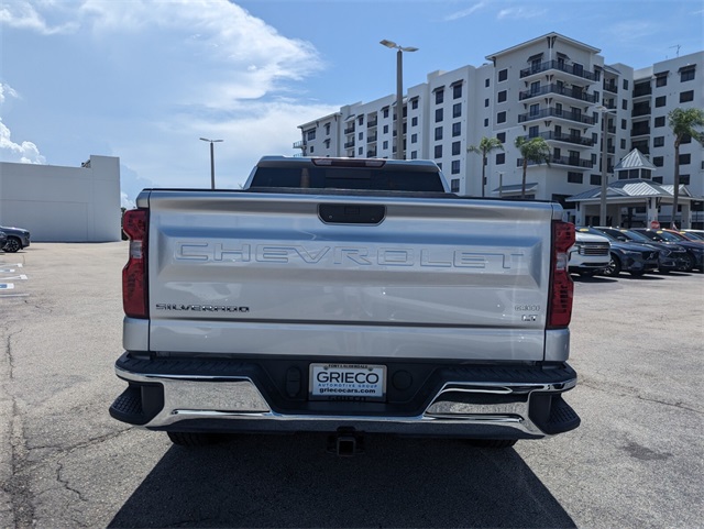 2020 Chevrolet Silverado 1500 LT photo 8