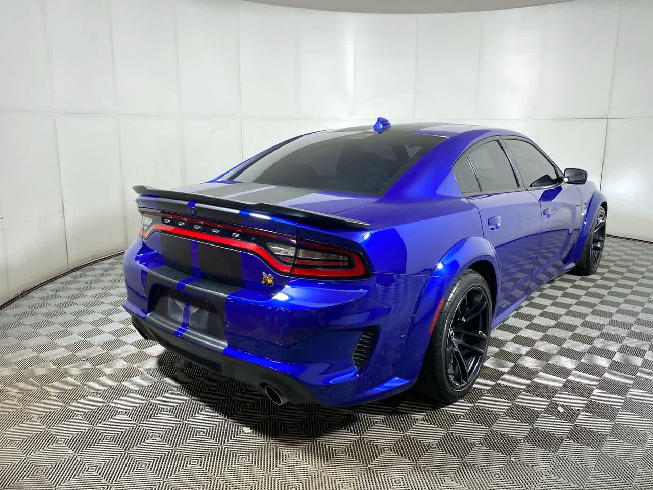 2C3CDXGJ6NH136035