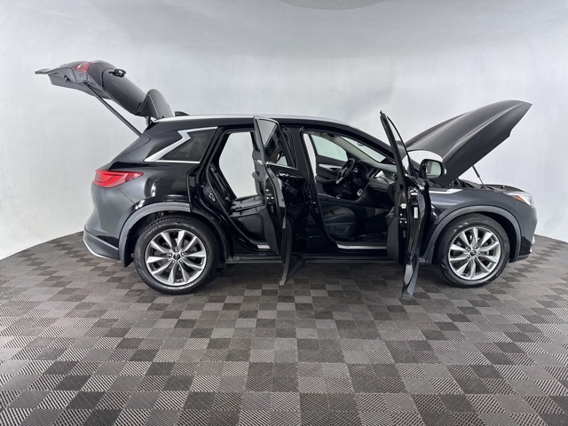 2020 Infiniti QX50 Luxe photo 13