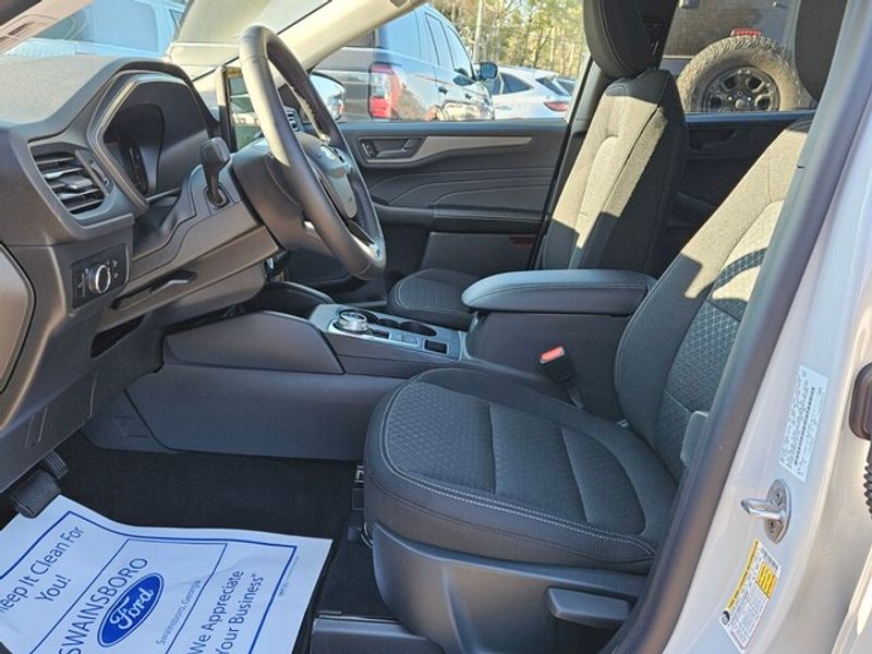 2025 Ford Escape Active photo 5