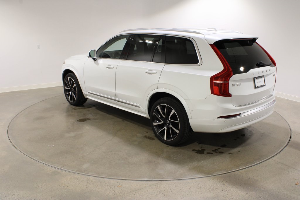 2024 Volvo XC90 Plus photo 3